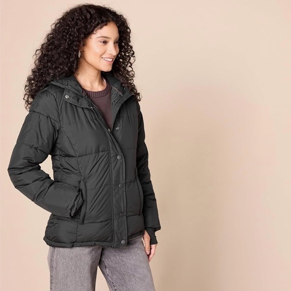 NWT Heavyweight Long Sleeve Hooded Puffer Coat S Burgundy - Picture 2 of 6